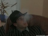 Milionář Robert Rosenberg alias Al Capone prcá slečnu