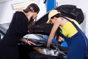 Řidička si s automechaničkou skvěle rozumí