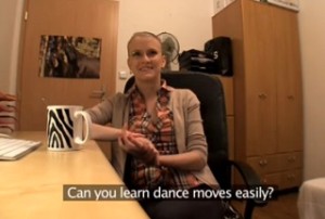 Rychlý prachy aneb Public Agent v českých ulicích (Kate)