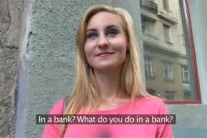 Rychlý prachy aneb Public Agent v českých ulicích (Helena)